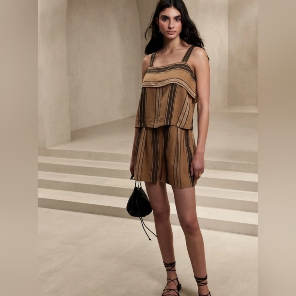 BR Mia Square-Neck Linen Tank